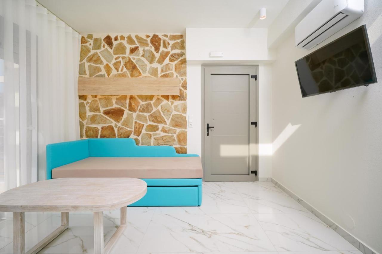 Athina Palace Luxurious Appartments Potos Exterior photo